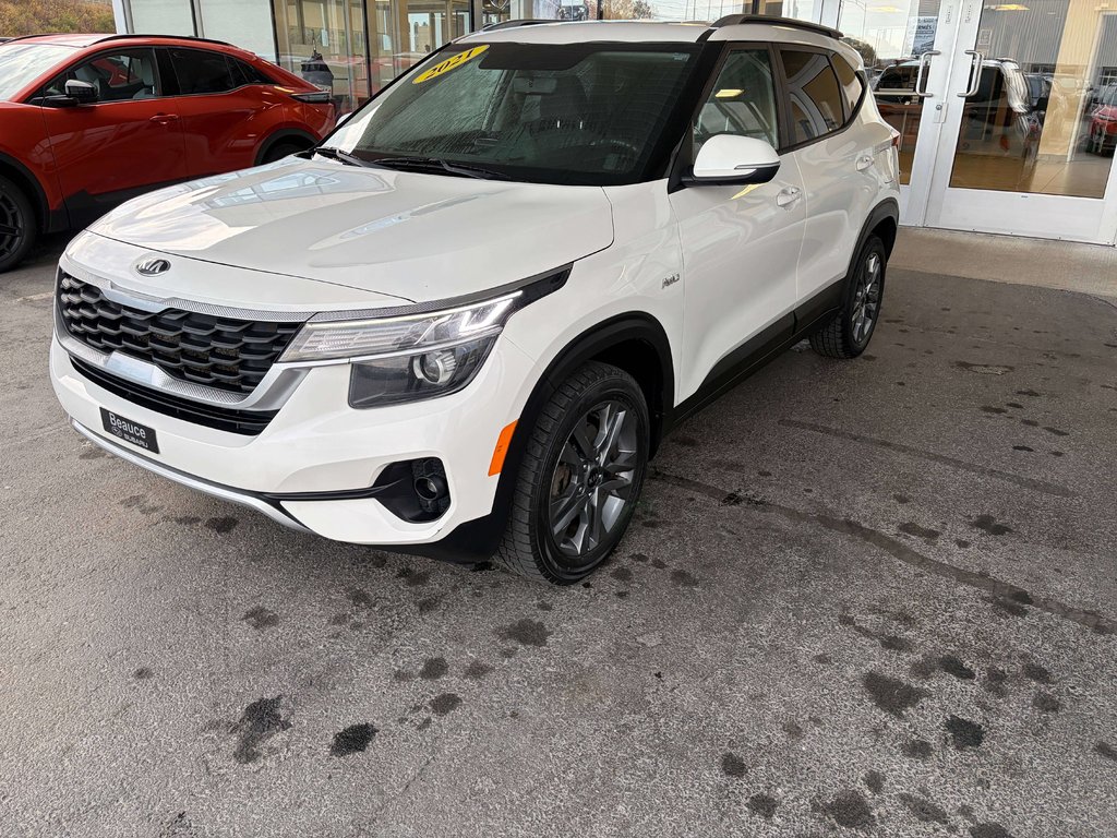 Kia Seltos LX 2021 à Saint-Georges, Québec - 7 - w1024h768px