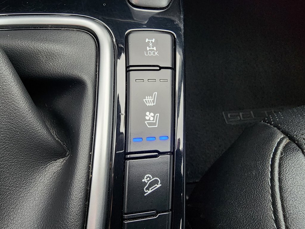 2022 Kia Seltos SX Turbo AWD w-Black Interior in Saint-Georges, Quebec - 14 - w1024h768px