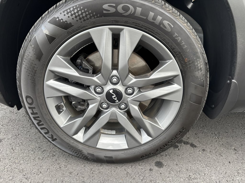 Kia Seltos EX AWD 2023 à Saint-Georges, Québec - 8 - w1024h768px