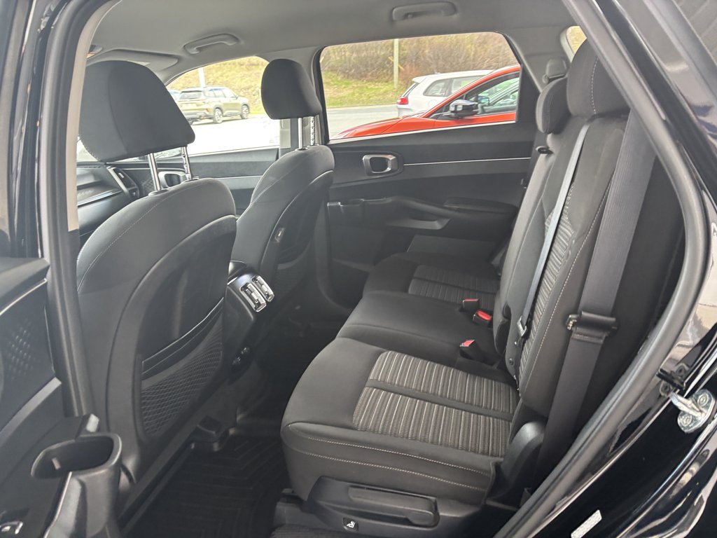 2021 Kia Sorento LX+ AWD in Saint-Georges, Quebec - 21 - w1024h768px