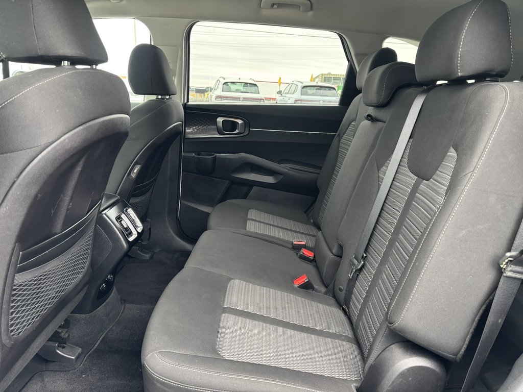 2022 Kia Sorento LX Premium AWD in Saint-Georges, Quebec - 11 - w1024h768px