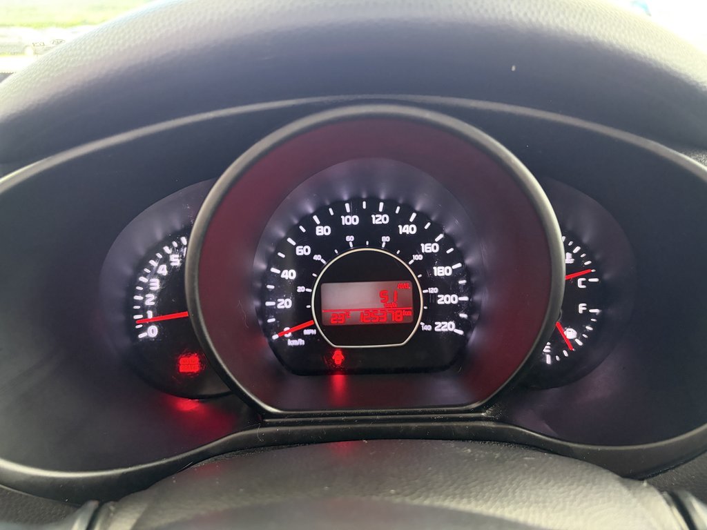 2016 Kia Soul 5dr Wgn Manual LX in Saint-Georges, Quebec - 15 - w1024h768px