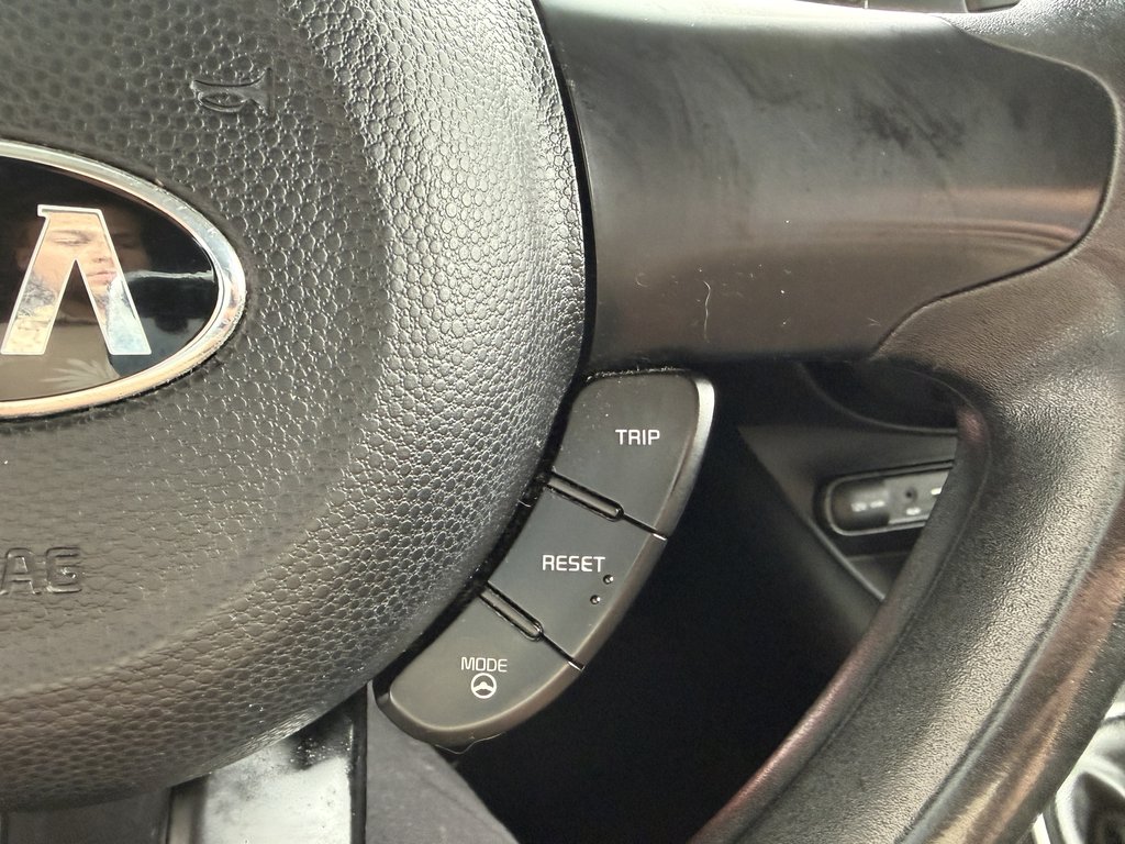 2016 Kia Soul 5dr Wgn Manual LX in Saint-Georges, Quebec - 16 - w1024h768px