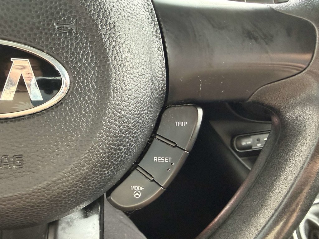2016 Kia Soul 5dr Wgn Manual LX in Saint-Georges, Quebec - 16 - w1024h768px