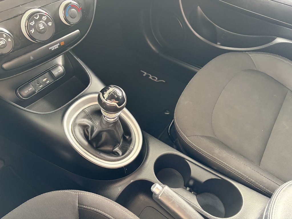 2016 Kia Soul 5dr Wgn Manual LX in Saint-Georges, Quebec - 12 - w1024h768px