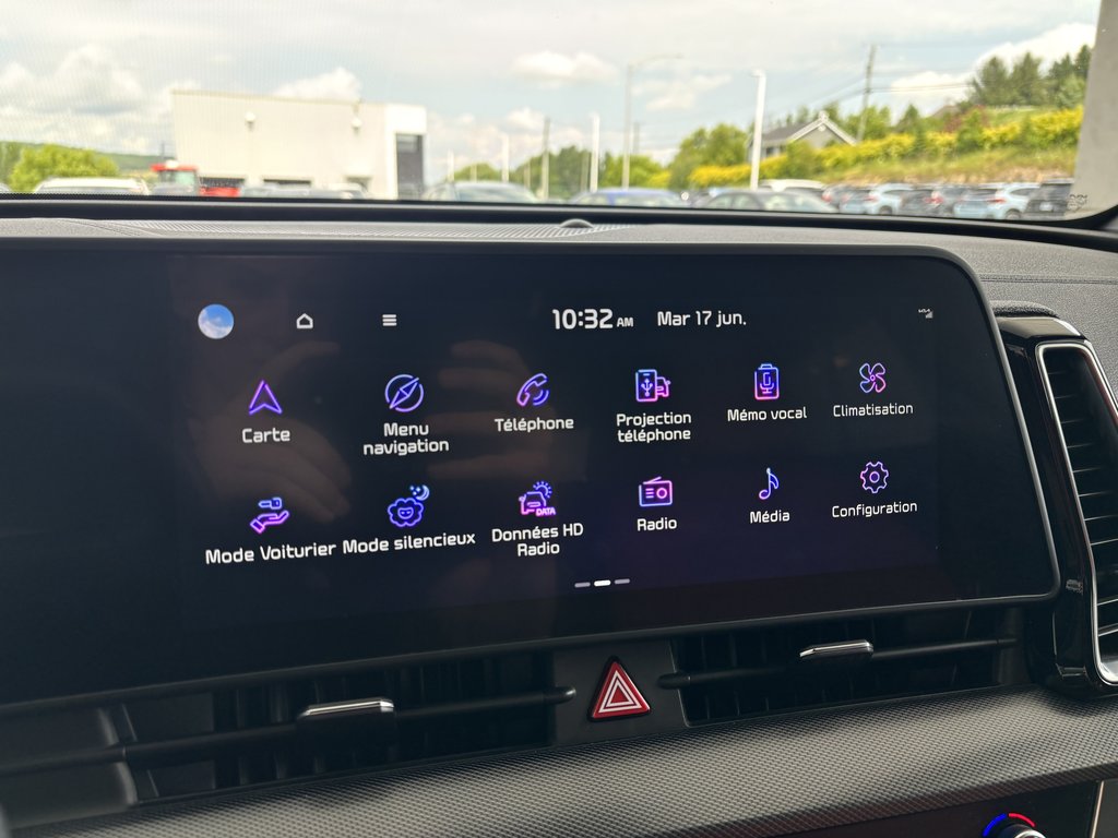 Kia Sportage EX Premium AWD w-Red Interior 2023 à Saint-Georges, Québec - 13 - w1024h768px