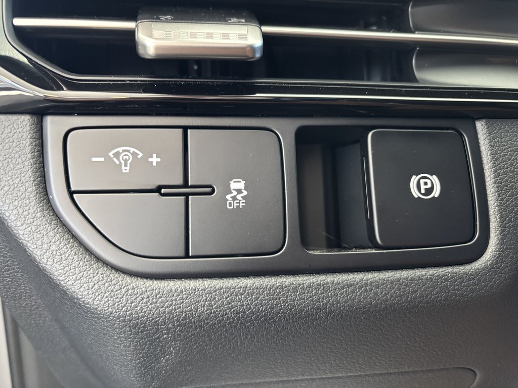 2026 Kia Sportage LX AWD in Saint-Georges, Quebec - 17 - w1024h768px