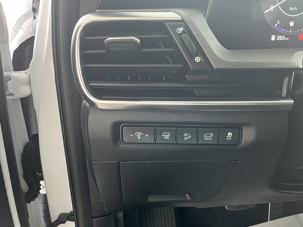 Kia Telluride X-Line AWD 2023 à Saint-Georges, Québec - 16 - w1024h768px
