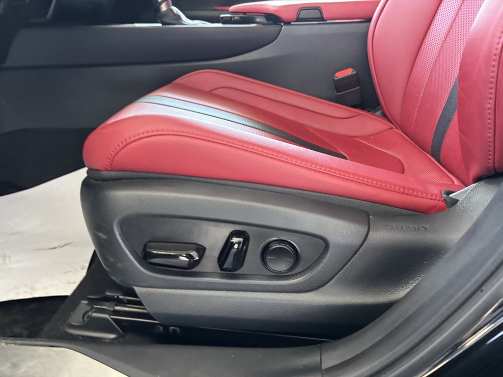 Lexus UX 250h CVT 2022 à Saint-Georges, Québec - 20 - w1024h768px