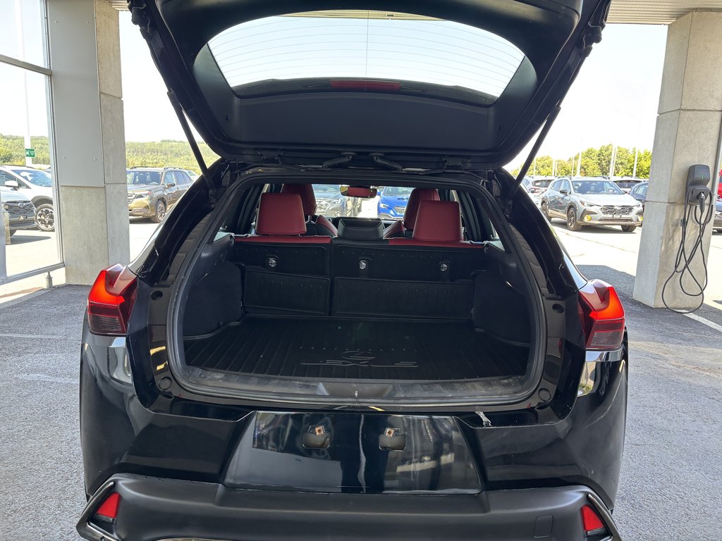 Lexus UX 250h CVT 2022 à Saint-Georges, Québec - 23 - w1024h768px