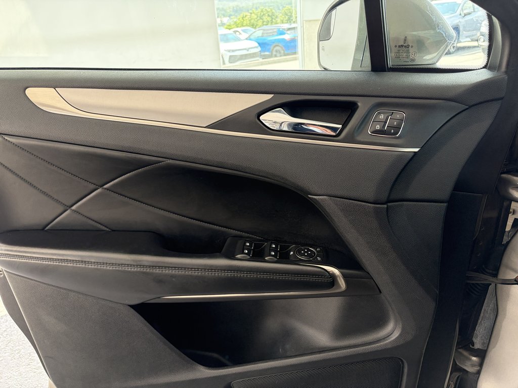 2016 Lincoln MKC AWD 4dr Premier in Saint-Georges, Quebec - 17 - w1024h768px