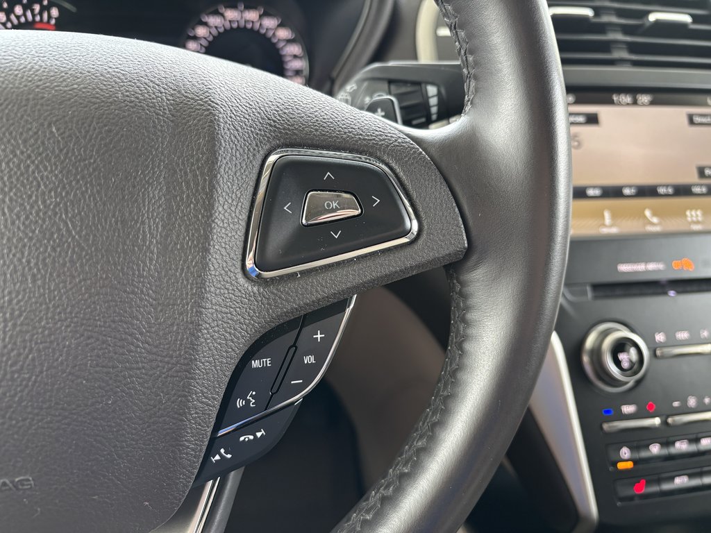 Lincoln MKC AWD 4dr Select 2017 à Saint-Georges, Québec - 13 - w1024h768px