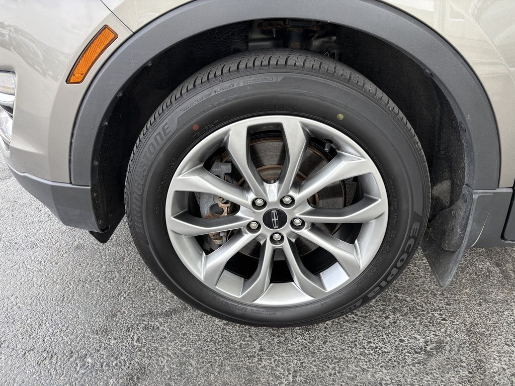 Lincoln MKC AWD 4dr Select 2017 à Saint-Georges, Québec - 9 - w1024h768px