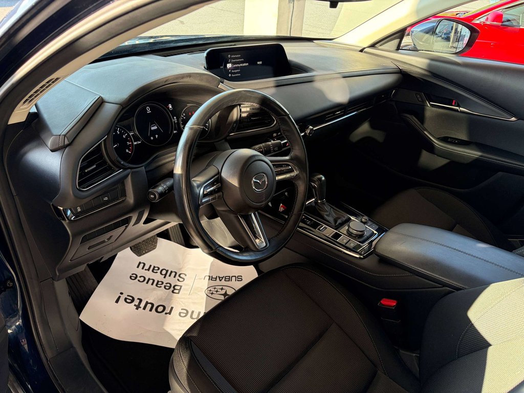 Mazda CX-30 GS 2023 à Saint-Georges, Québec - 10 - w1024h768px