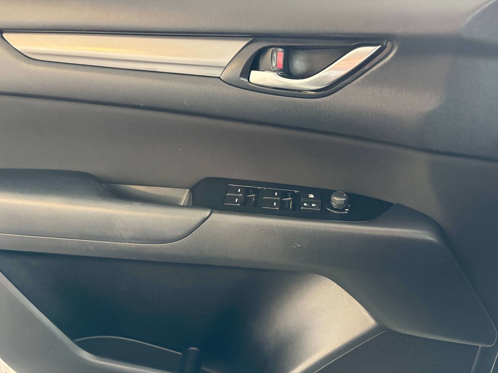 2018 Mazda CX-5 GX in Saint-Georges, Quebec - 18 - w1024h768px
