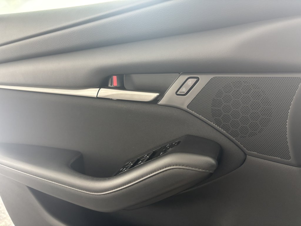 2021 Mazda 3 Sport GX Auto FWD in Saint-Georges, Quebec - 20 - w1024h768px