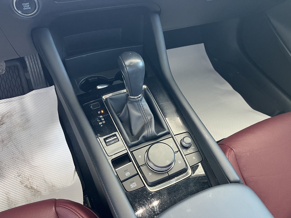 2023 Mazda 3 Sport GT w-Turbo Auto i-ACTIV AWD in Saint-Georges, Quebec - 12 - w1024h768px