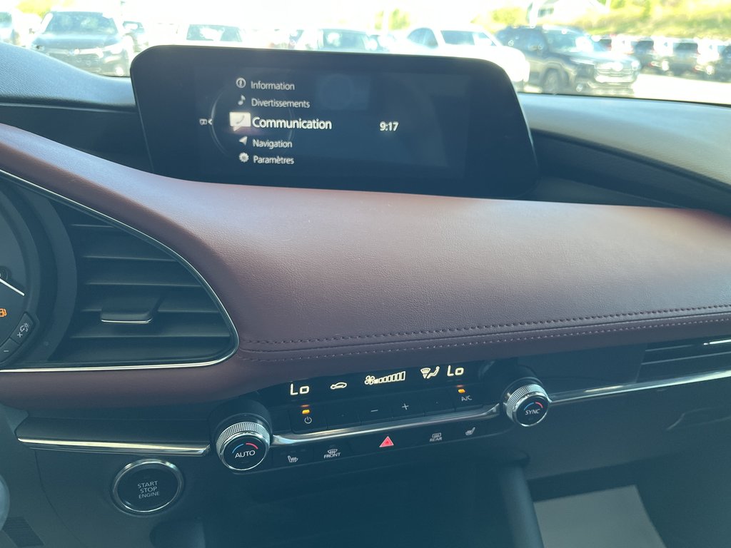 2023 Mazda 3 Sport GT w-Turbo Auto i-ACTIV AWD in Saint-Georges, Quebec - 11 - w1024h768px