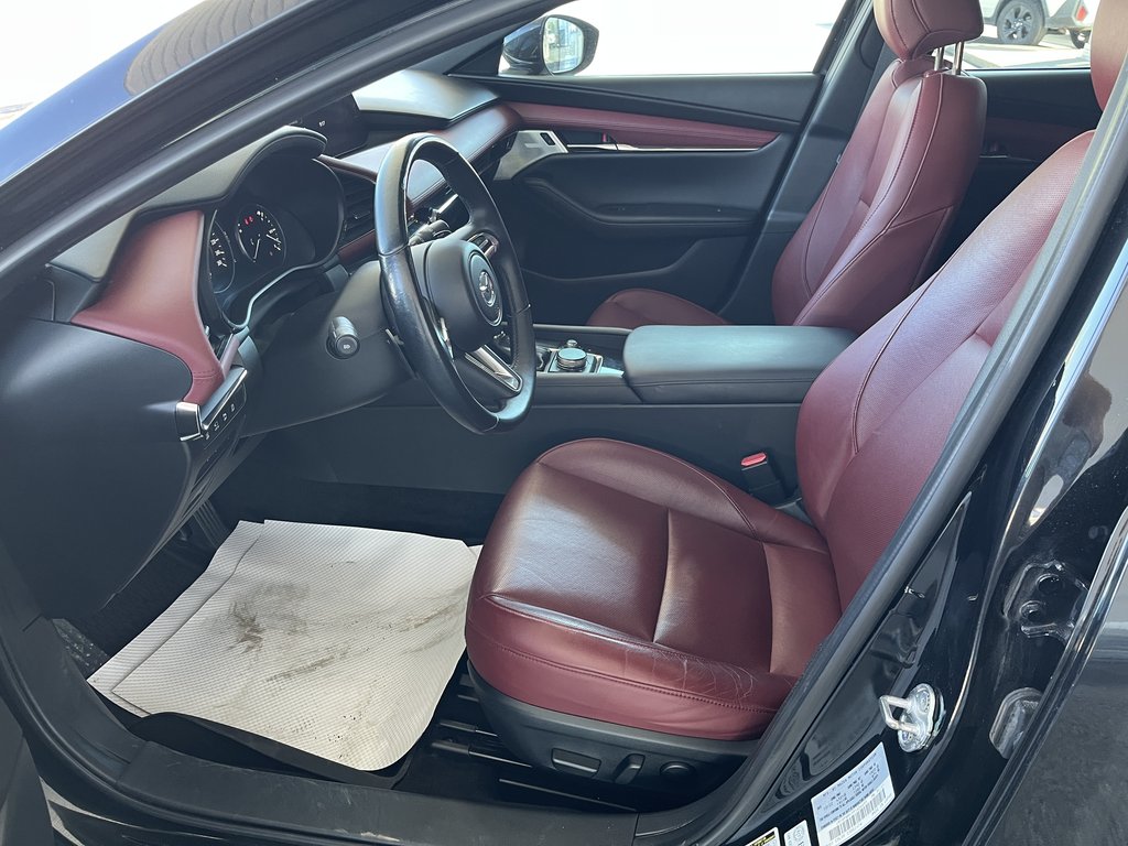 2023 Mazda 3 Sport GT w-Turbo Auto i-ACTIV AWD in Saint-Georges, Quebec - 19 - w1024h768px