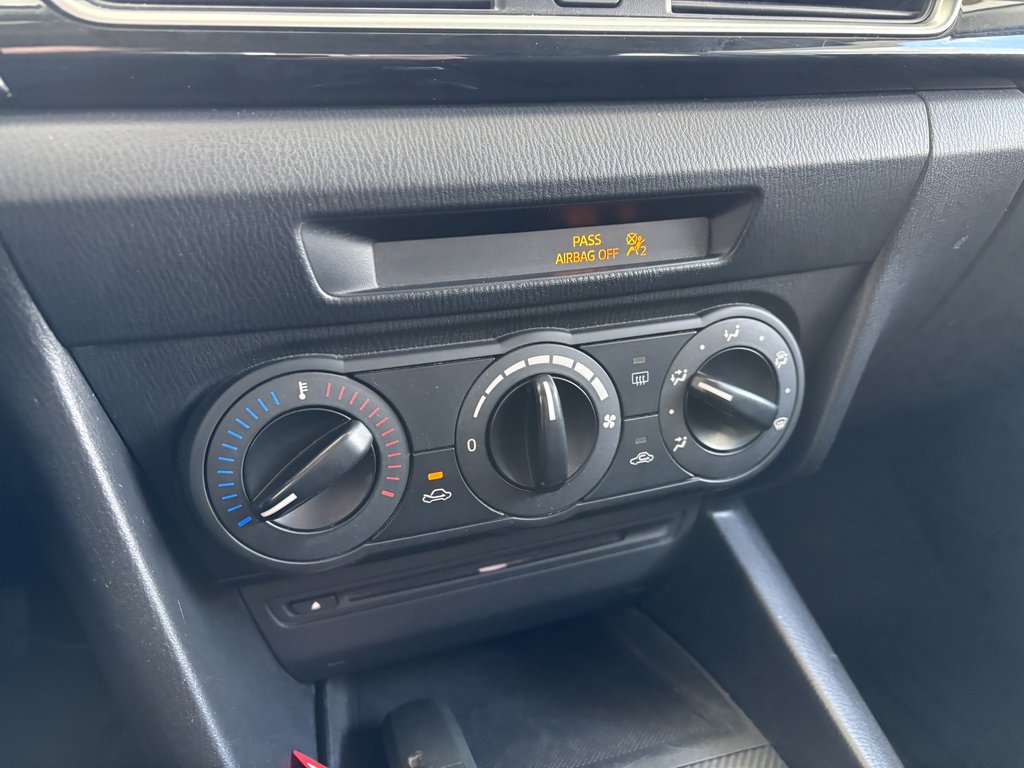 2015 Mazda 3 4dr Sdn Man GX in Saint-Georges, Quebec - 14 - w1024h768px