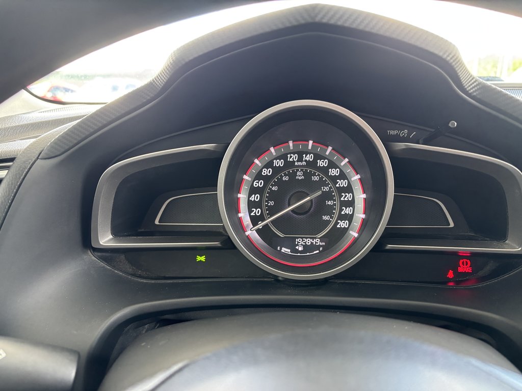 2015 Mazda 3 4dr Sdn Man GX in Saint-Georges, Quebec - 11 - w1024h768px