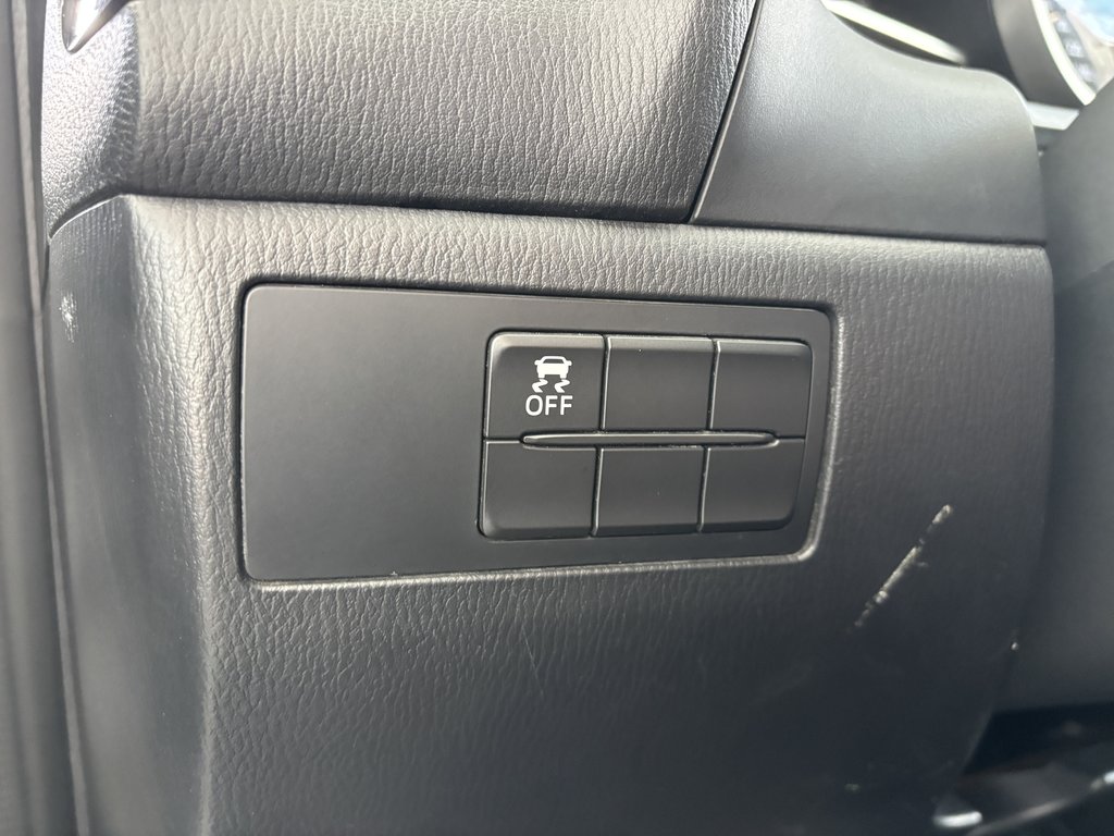 2015 Mazda 3 4dr Sdn Man GX in Saint-Georges, Quebec - 16 - w1024h768px