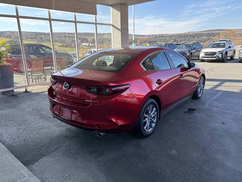 Mazda 3 GX Auto FWD 2022 à Saint-Georges, Québec - 3 - w1024h768px