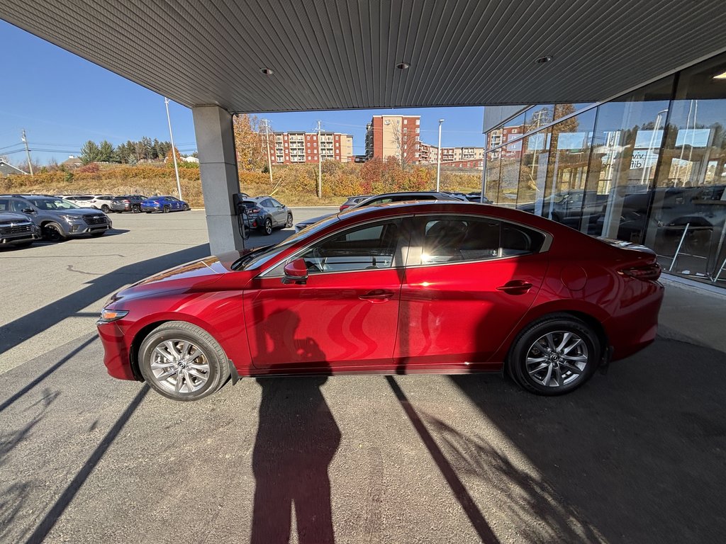 Mazda 3 GX Auto FWD 2022 à Saint-Georges, Québec - 6 - w1024h768px