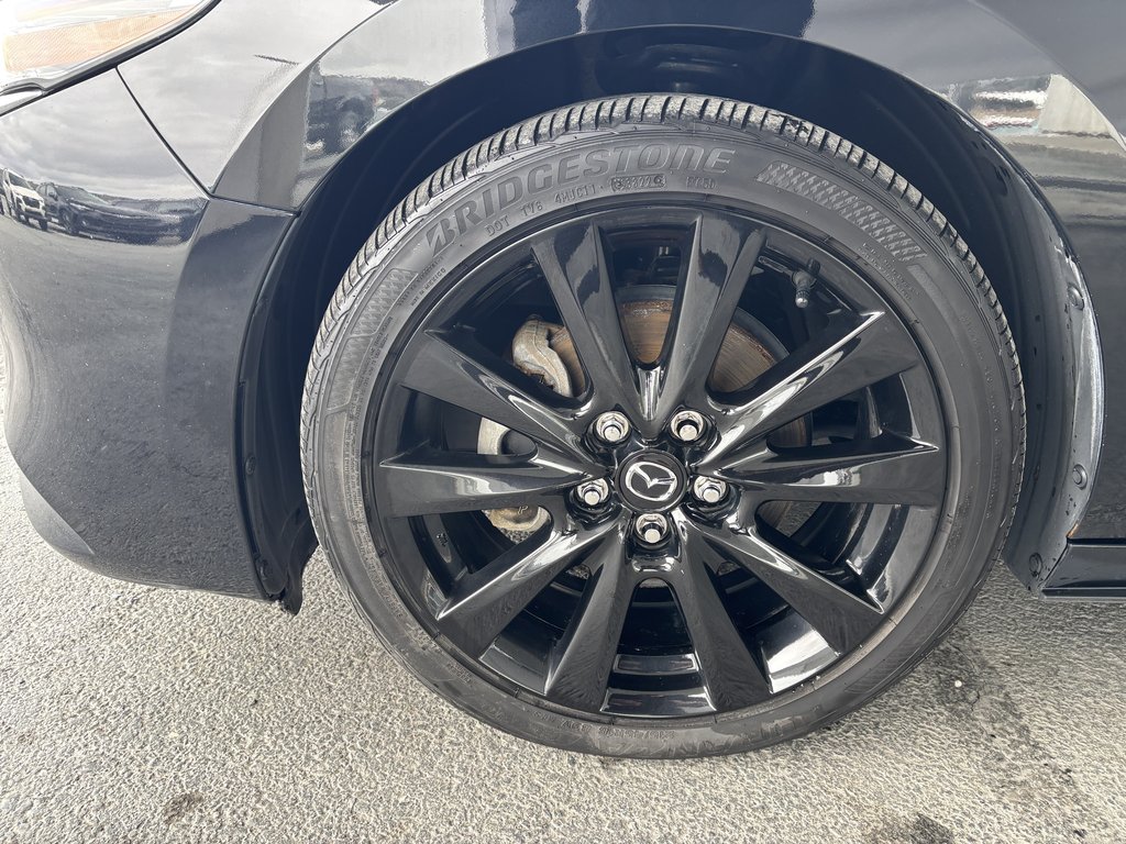 2022 Mazda 3 GT Auto i-ACTIV AWD in Saint-Georges, Quebec - 9 - w1024h768px