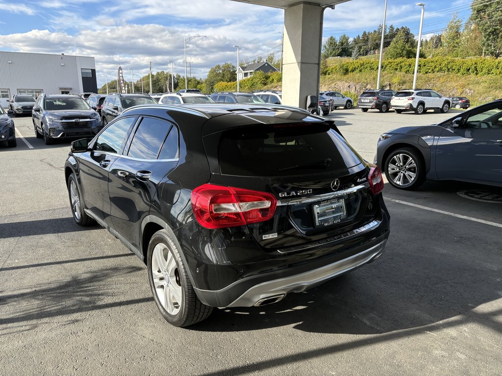 2015  GLA-Class 4MATIC 4dr GLA 250 in Saint-Georges, Quebec - 5 - w1024h768px