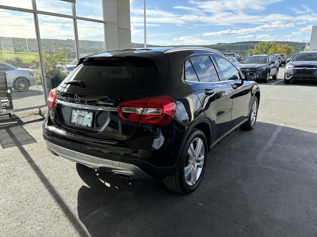 GLA-Class 4MATIC 4dr GLA 250 2015 à Saint-Georges, Québec - 3 - w1024h768px