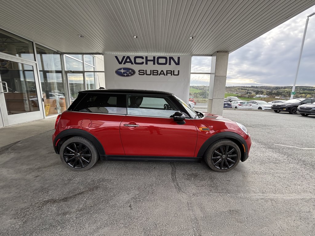 2015 MINI Cooper Hardtop 3dr HB in Saint-Georges, Quebec - 2 - w1024h768px