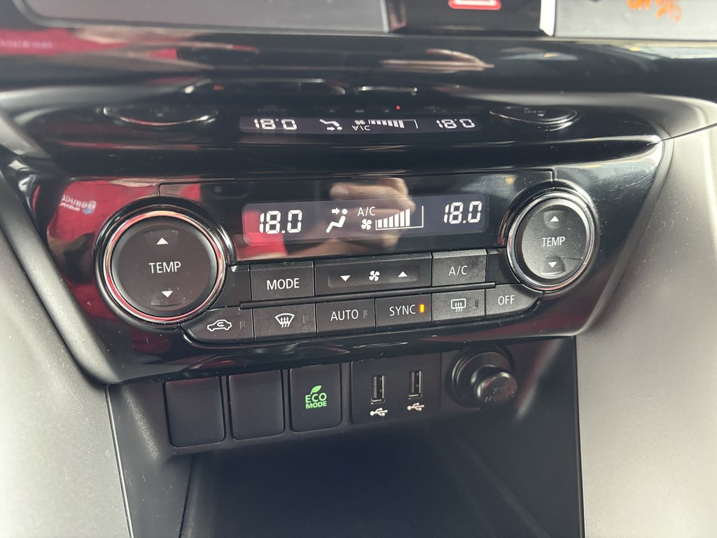 2019 Mitsubishi ECLIPSE CROSS SE w-Tech Pkg S-AWC in Saint-Georges, Quebec - 16 - w1024h768px