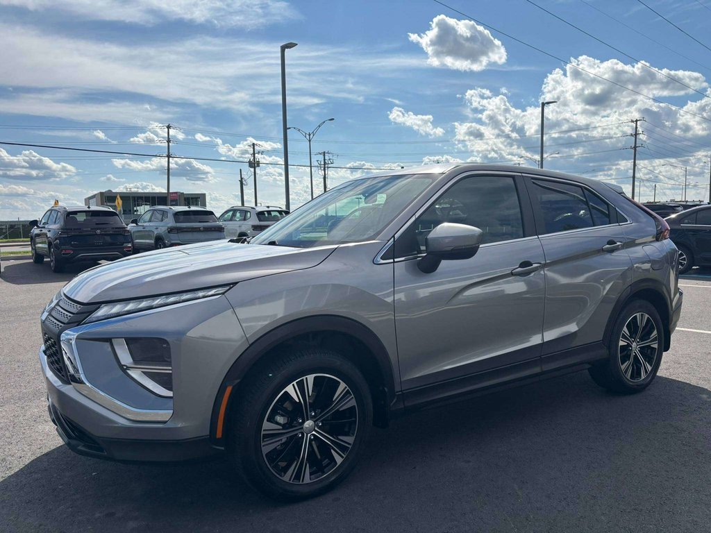 2022 Mitsubishi Eclipse Cross ES in Saint-Georges, Quebec - 3 - w1024h768px
