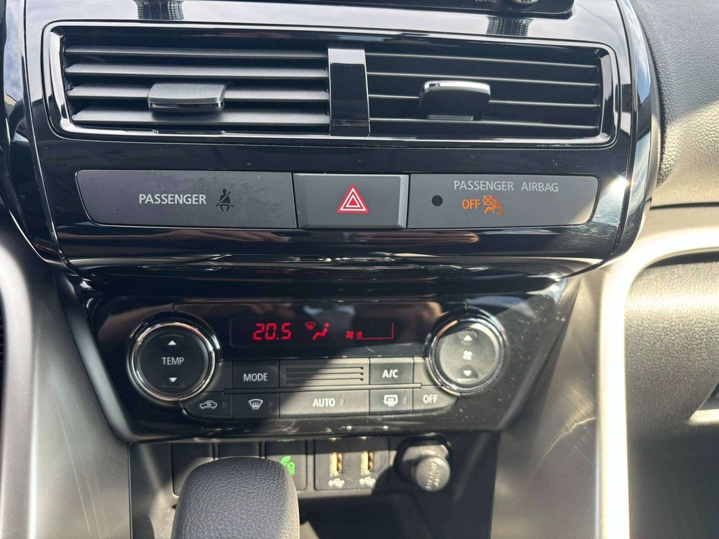 2022 Mitsubishi Eclipse Cross ES in Saint-Georges, Quebec - 12 - w1024h768px