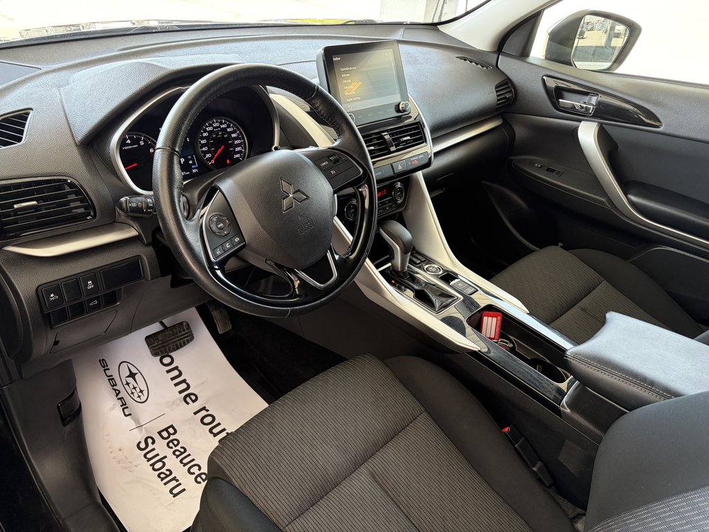 2024 Mitsubishi Eclipse Cross SE S-AWC in Saint-Georges, Quebec - 10 - w1024h768px