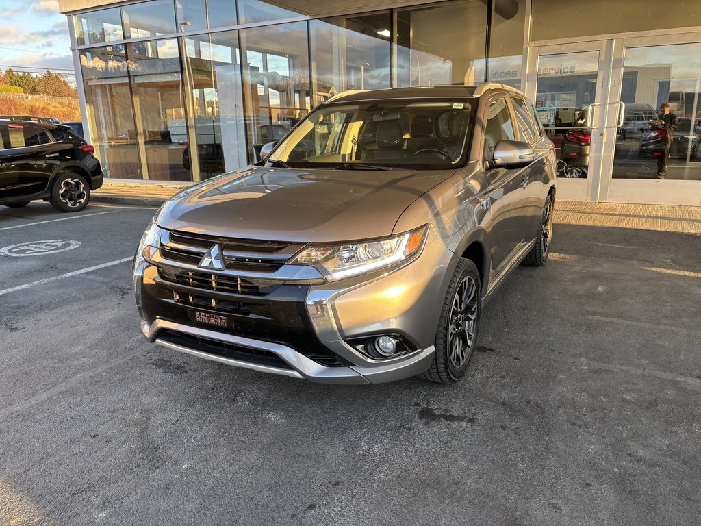 OUTLANDER PHEV SE S-AWC 2018 à Saint-Georges, Québec - 7 - w1024h768px