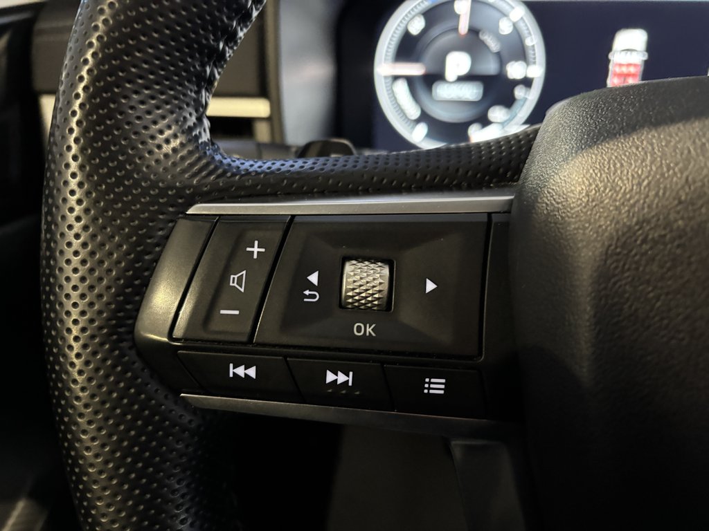 2025 Mitsubishi Outlander PHEV SE S-AWC in Saint-Georges, Quebec - 14 - w1024h768px