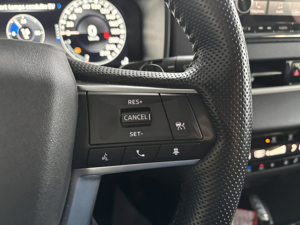 2025 Mitsubishi Outlander PHEV SE S-AWC in Saint-Georges, Quebec - 13 - w1024h768px
