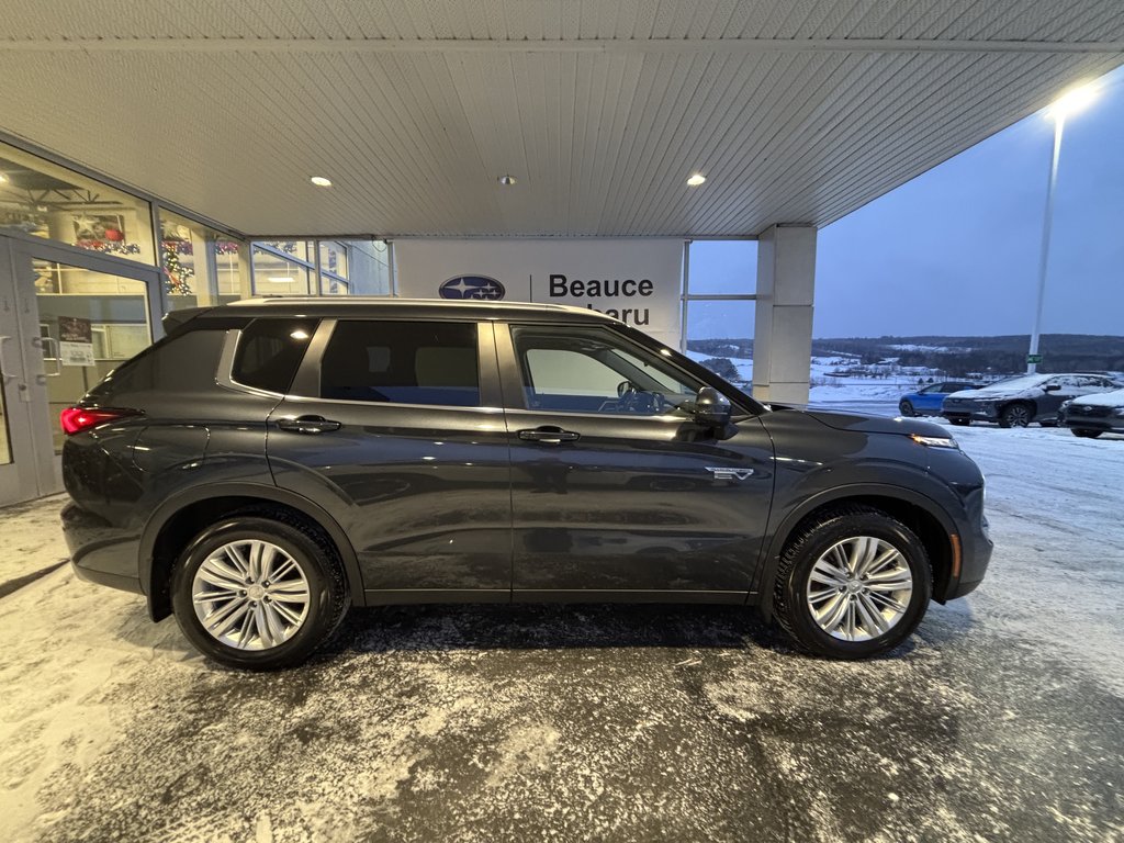 2025 Mitsubishi Outlander PHEV SE S-AWC in Saint-Georges, Quebec - 2 - w1024h768px