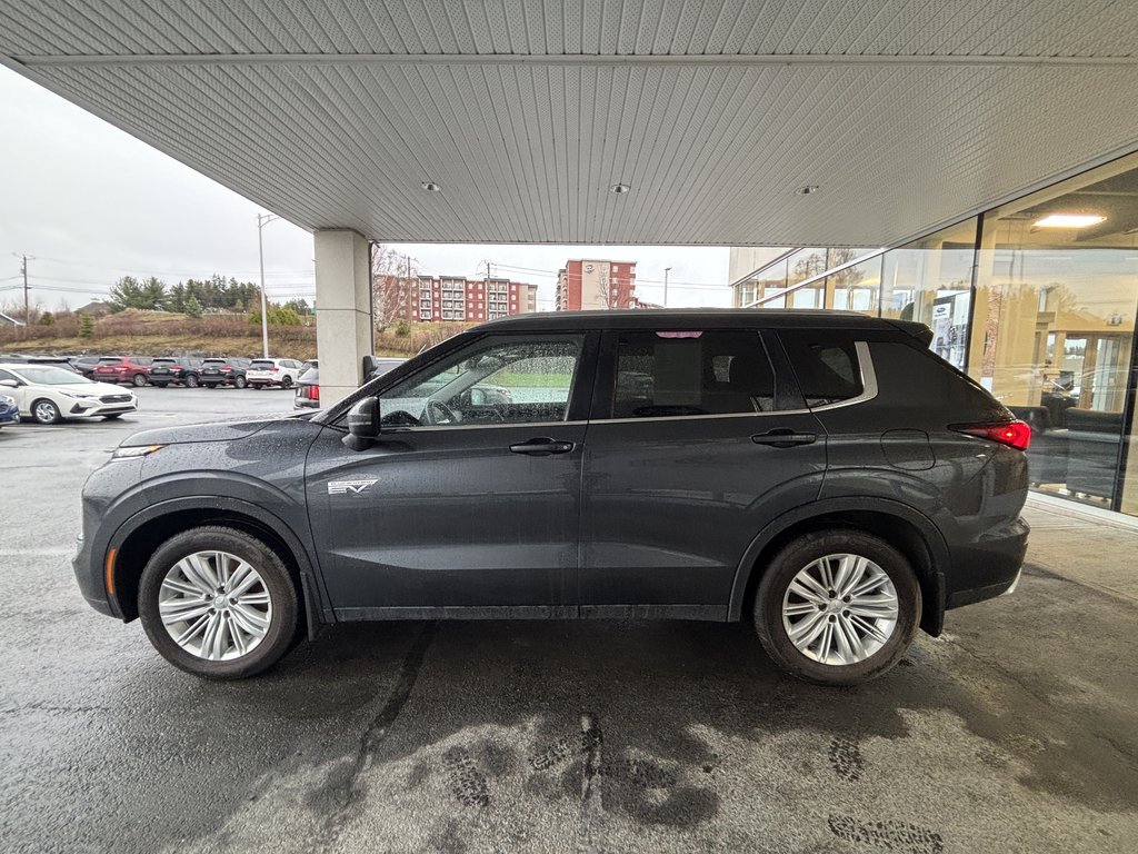 2025 Mitsubishi Outlander PHEV SE S-AWC in Saint-Georges, Quebec - 6 - w1024h768px