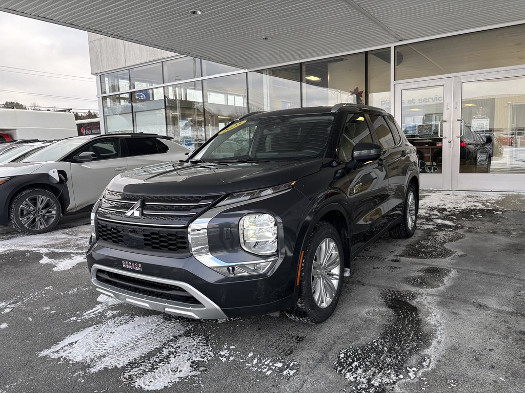 Mitsubishi Outlander PHEV SE S-AWC 2025 à Saint-Georges, Québec - 7 - w1024h768px