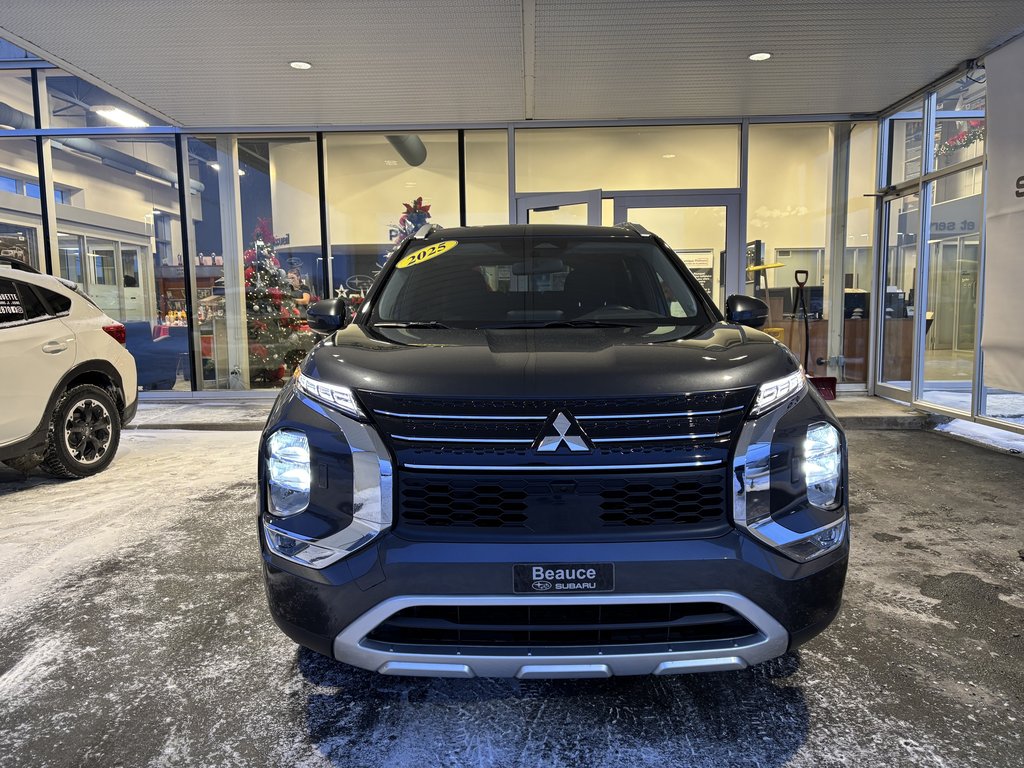 2025 Mitsubishi Outlander PHEV SE S-AWC in Saint-Georges, Quebec - 8 - w1024h768px