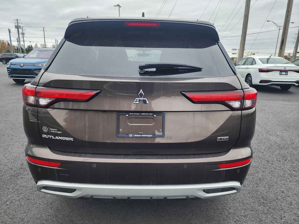 2022 Mitsubishi Outlander LE S-AWC in Saint-Georges, Quebec - 4 - w1024h768px