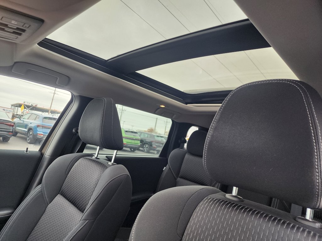 2022 Mitsubishi Outlander LE S-AWC in Saint-Georges, Quebec - 17 - w1024h768px