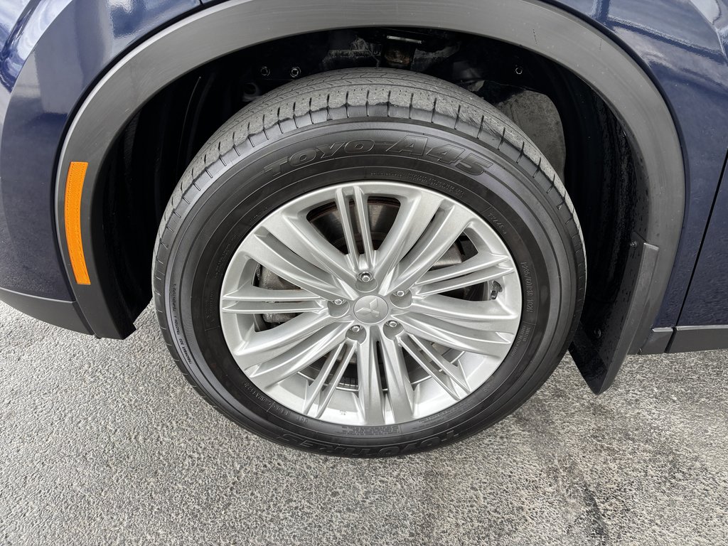 Mitsubishi Outlander SE S-AWC 2023 à Saint-Georges, Québec - 8 - w1024h768px