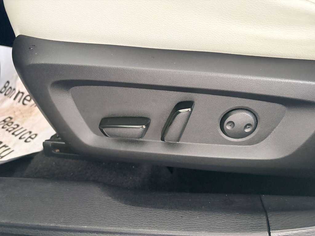 2023 Mitsubishi Outlander LE in Saint-Georges, Quebec - 19 - w1024h768px