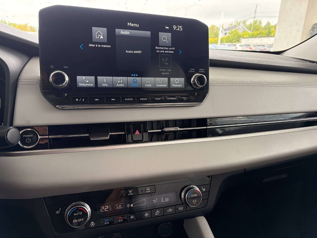 2023 Mitsubishi Outlander LE in Saint-Georges, Quebec - 13 - w1024h768px