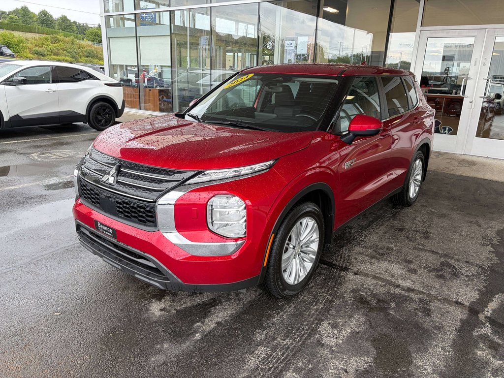 Mitsubishi Outlander ES 2024 à Saint-Georges, Québec - 7 - w1024h768px
