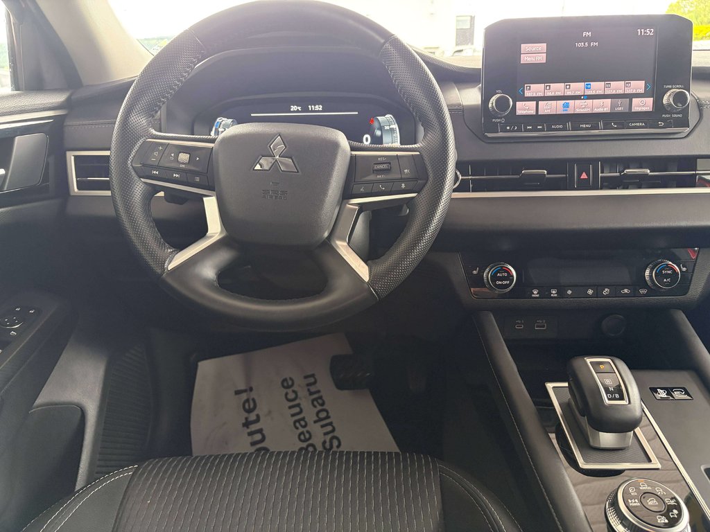 Mitsubishi Outlander ES 2024 à Saint-Georges, Québec - 11 - w1024h768px